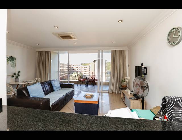1 BEDROOM APARTMENT FOR SALE IN POINT WATERFRONT
